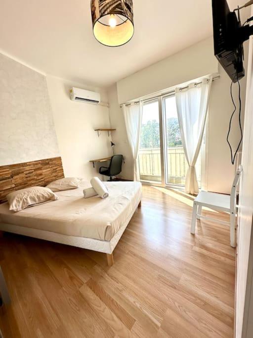 Appartement Avec 4 Chambres Doubles - Proche De La Mer, Des Transports Et De La Promenade Des Anglais Nizza Exterior foto